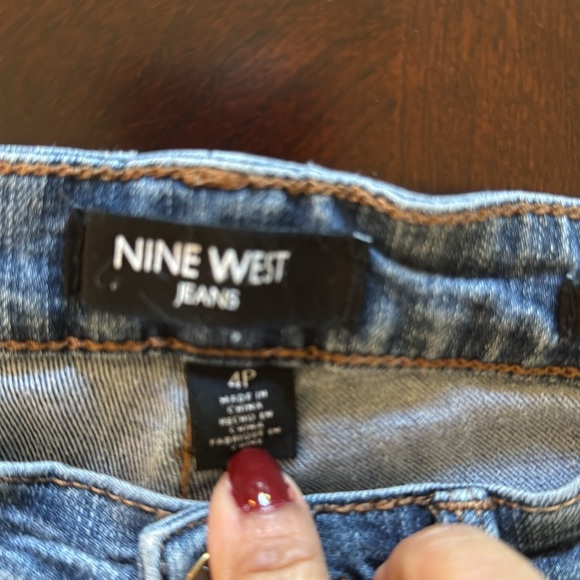 Nine West Women’s Cigarette Skinny Ankle Size 4P - Picture 5 of 13